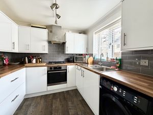 Kitchen- click for photo gallery